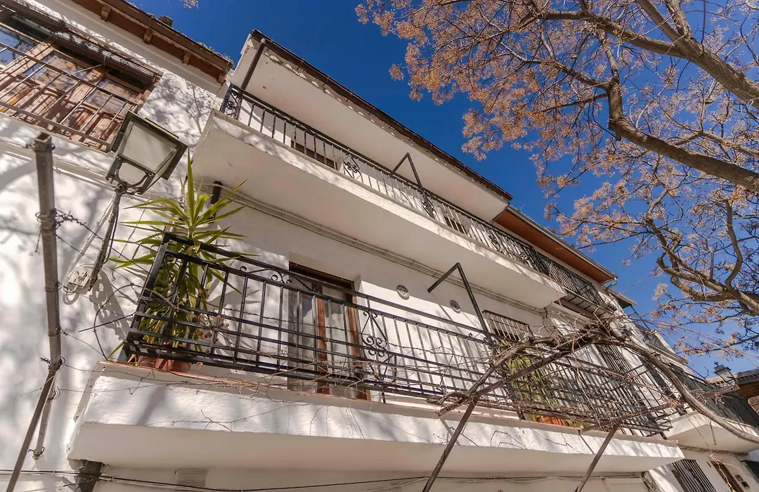 Albalh Apartamentos - La Casita de la Plaza en Albaicín Granada con Terraza Privada y Vistas Espectaculares-1
